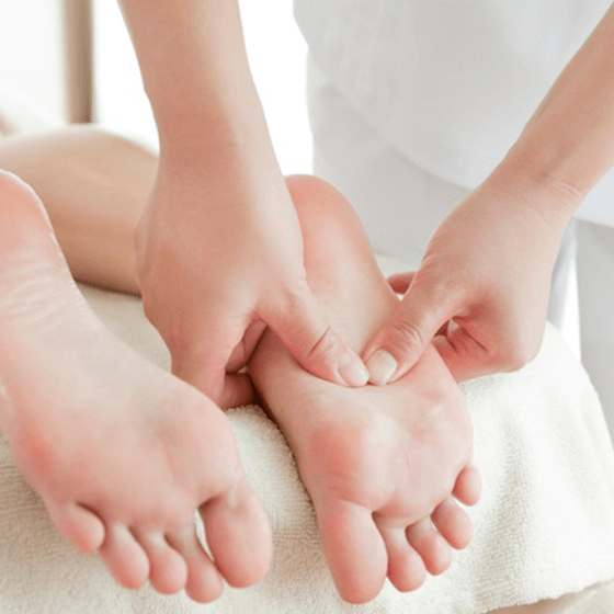 Cure Healths Provide Reflexology Therapy To Cure Your Health Problem Under Expert Naturopathic Doctor